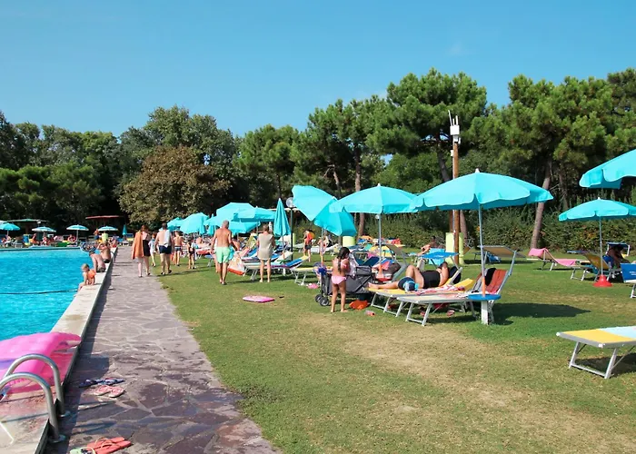 別荘 By Interhome カザル・ボルセッティ