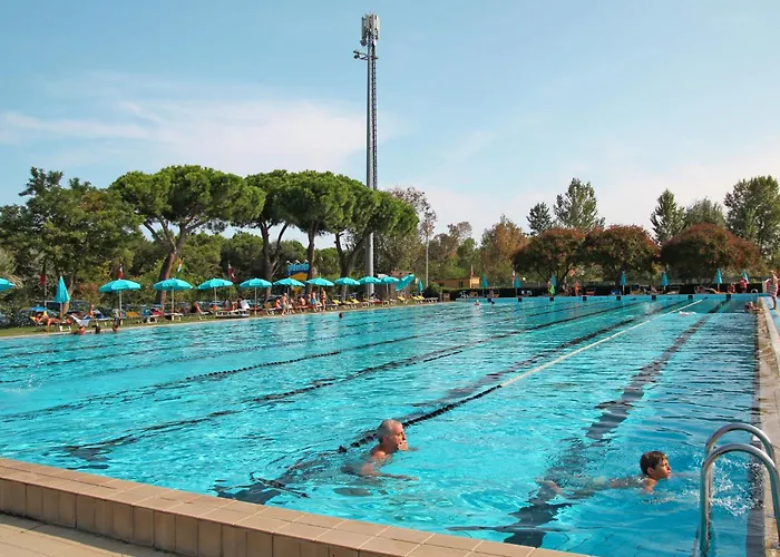 By Interhome 別荘 カザル・ボルセッティ