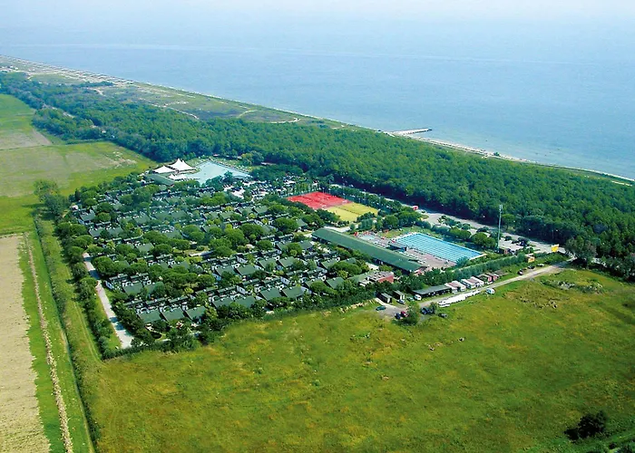 By Interhome 別荘 *